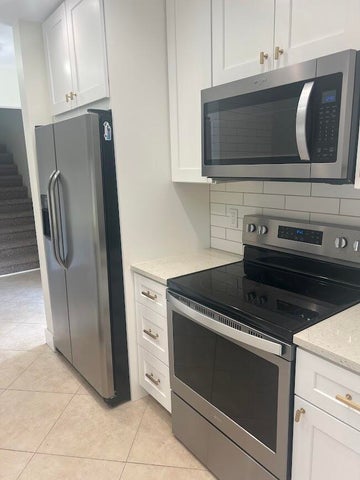 Boca Raton Townhome: 541 NE 47th Street