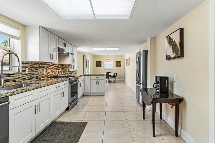 Delray Beach House: 123 NW 6th Avenue