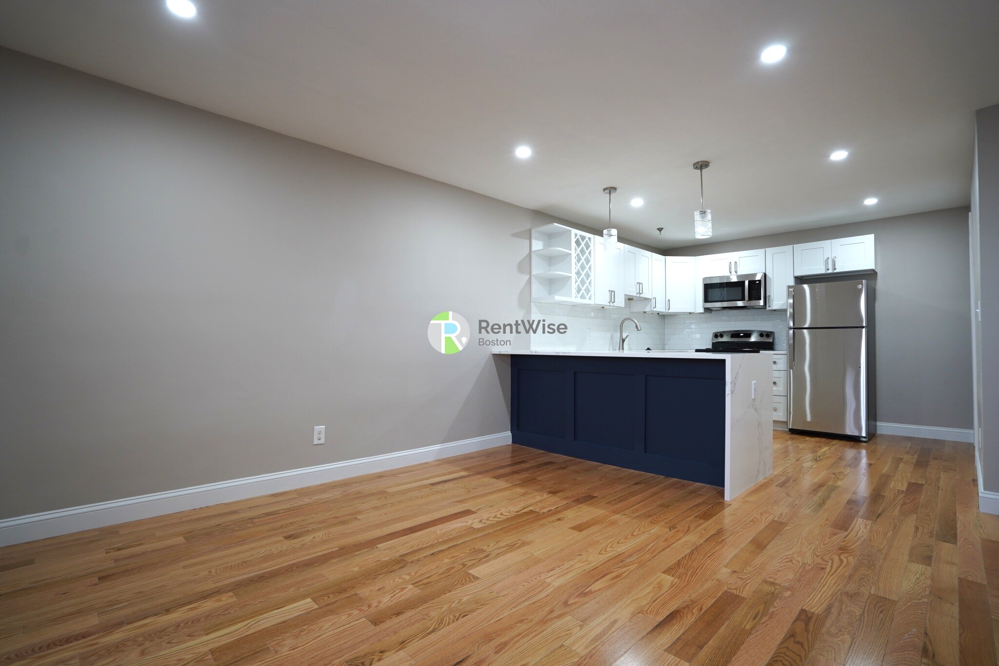 Allston Apartment: 1198 Commonwealth Ave