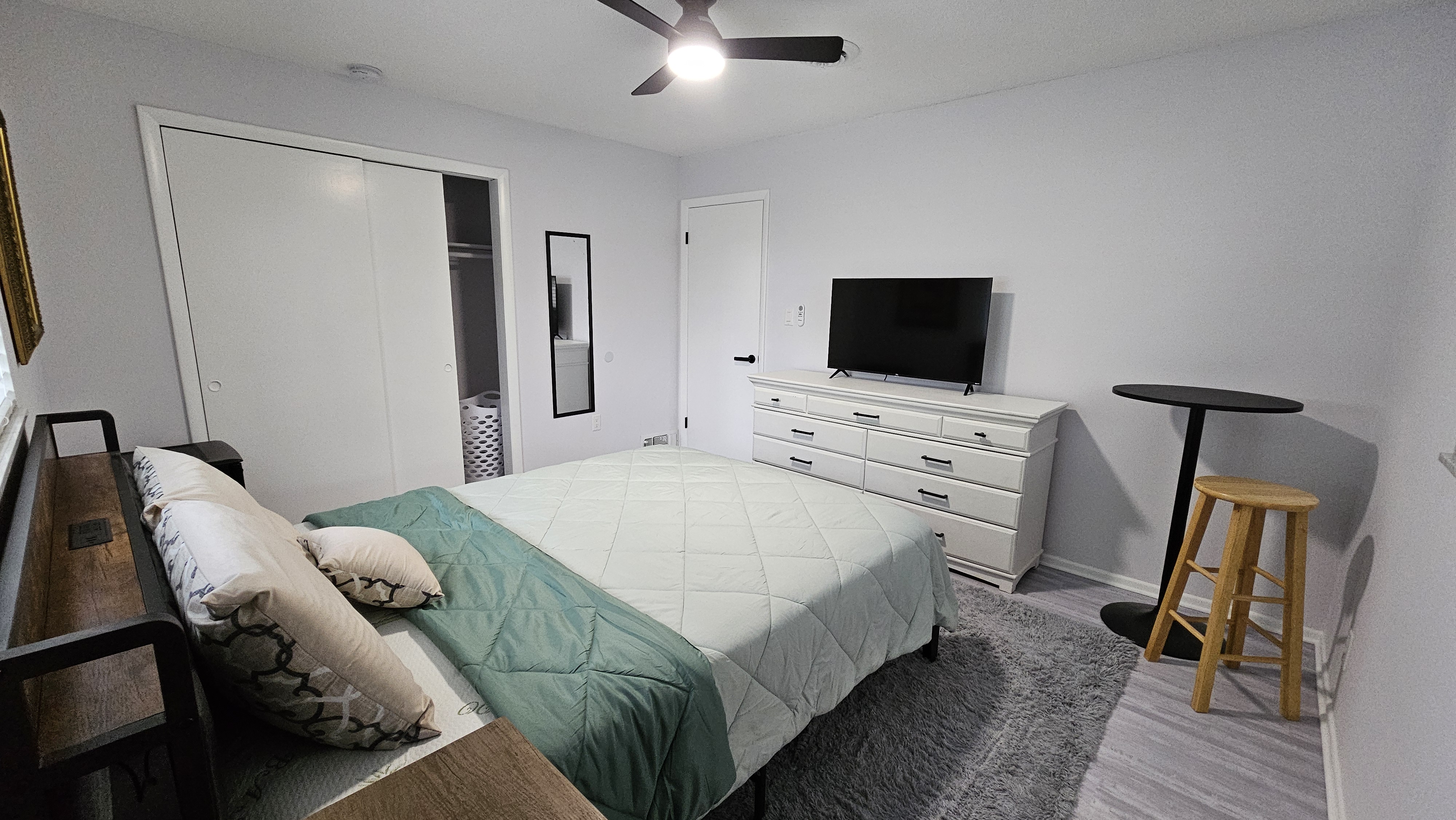 Orlando House: 10950 Fernando St.