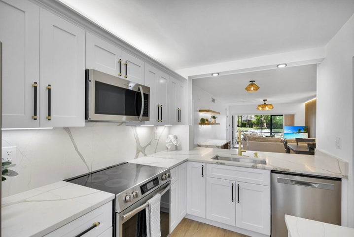 Palm Beach Gardens Condo: 12911 Briarlake Drive 103