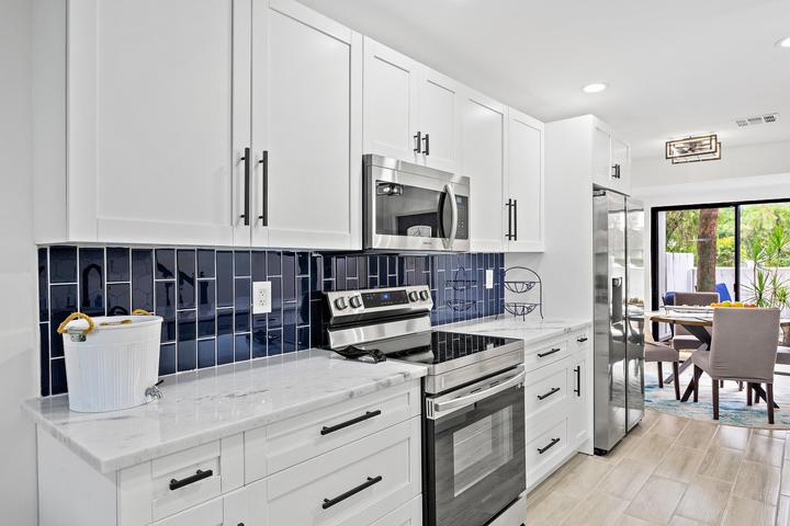 Wellington Townhome: 12726 Peconic Court