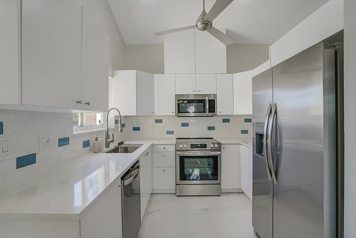 Delray Beach House: 1080 NW 20th Avenue