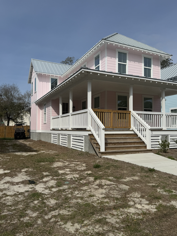 Southport House: 725 N Atlantic Avenue