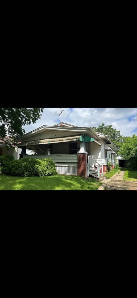 Decatur House: 1390 N Huron Street