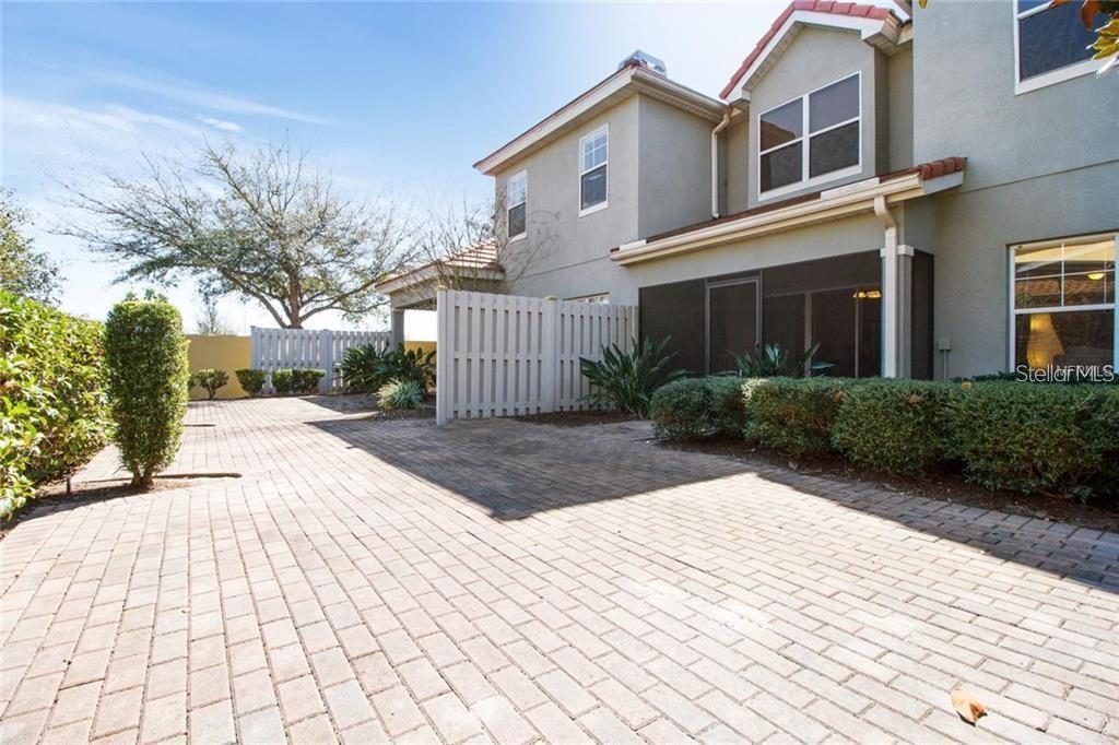 Orlando Townhome: 7118 REGINA WAY
