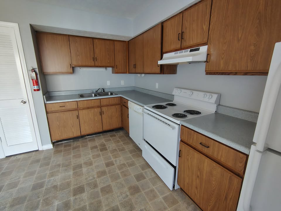 Lynchburg Apartment: 16 Duiguid Drive