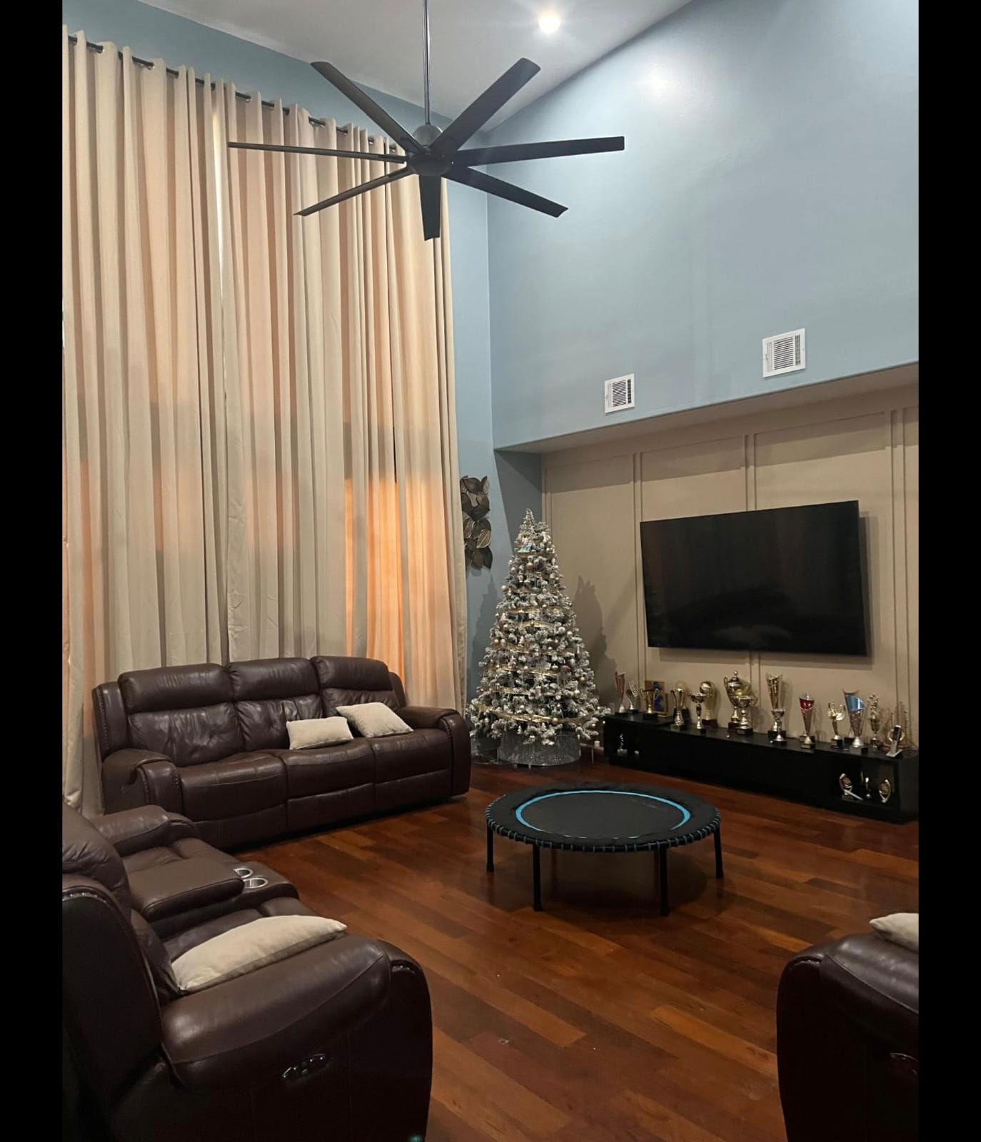 Sugar Land House: 10000 Nanak Dr