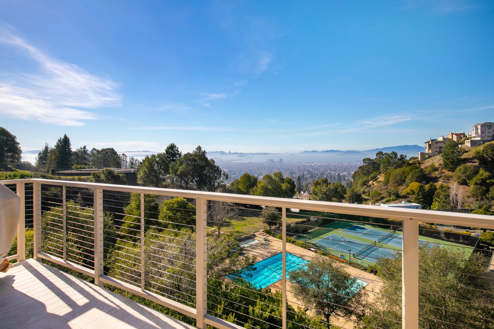 Oakland Townhome: 26 Spy Glass Hill