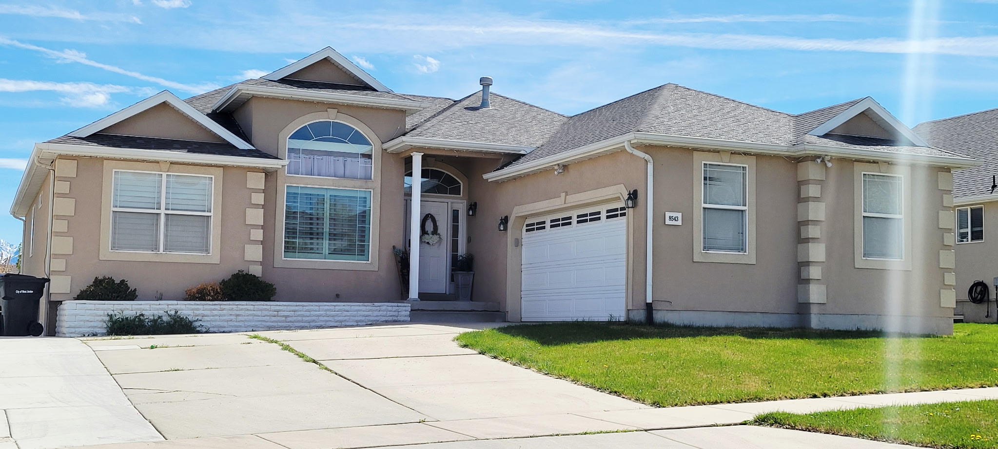 West Jordan House: 8543 S Poison Oak Dr