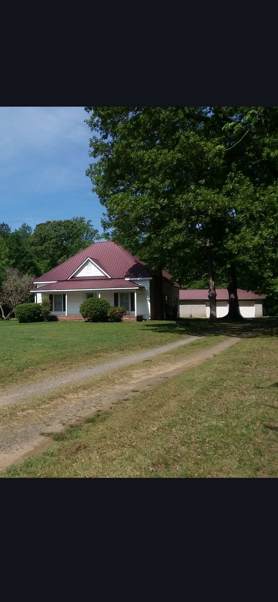 Gold Hill House: 960 Panther Creek Rd.
