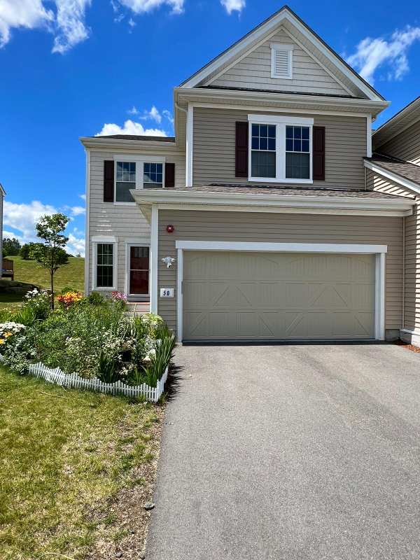 Hopkinton Condo: 50 Walnut Way