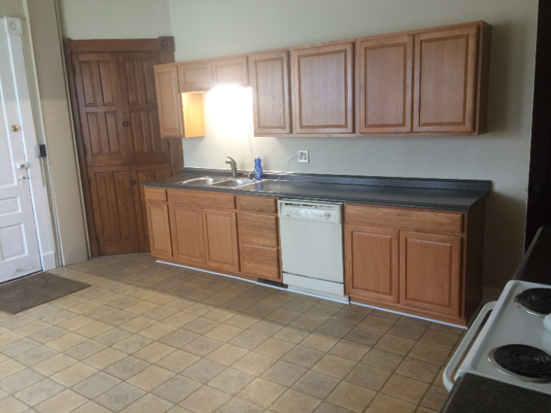 Dayton Townhome: 227 James St