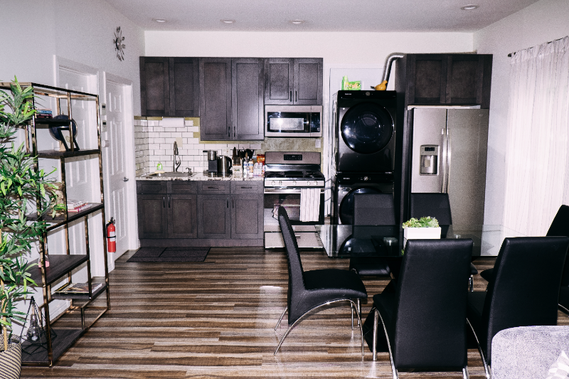 North Hollywood House: 5756 Case Ave