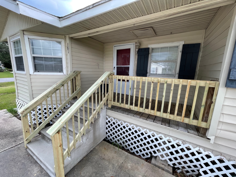 Thibodaux House: 181 Mars Street