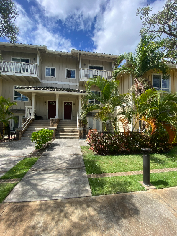 Kapolei House: 533 Manawai St