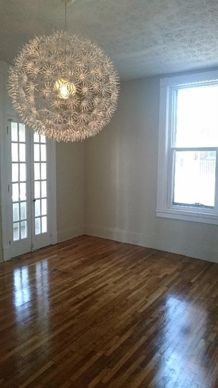 Cincinnati Apartment: 1405 Myrtle Ave