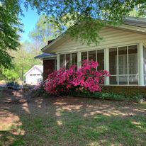 Millington House: 16224 Highway 51