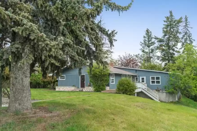 Kalispell House: 1749 Woodland Ave