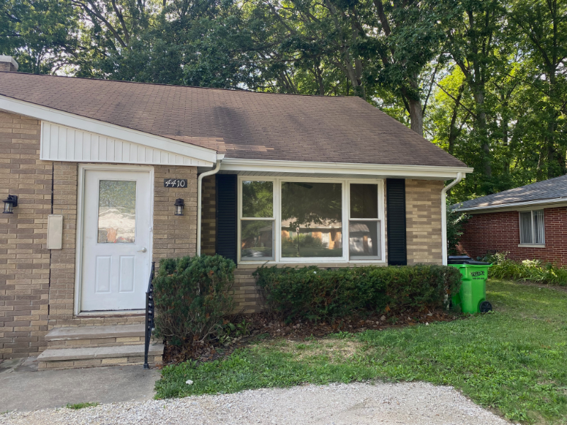 Stow Multiplex: 4410 Timberdale Dr.