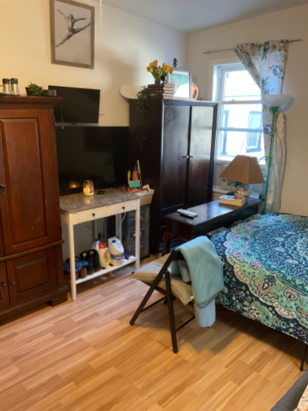 Philadelphia Apartment: 1022 Pine Street