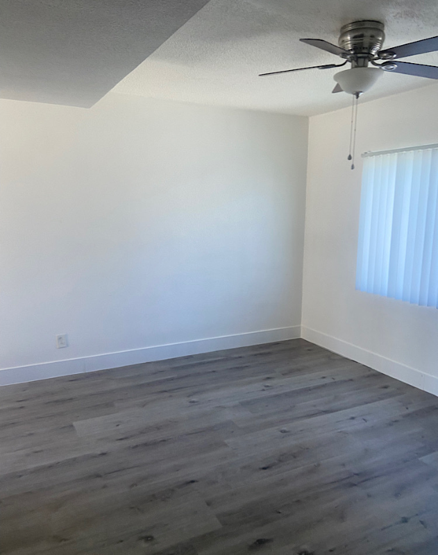 Las Vegas Apartment: 1520 S Casino Center Blvd
