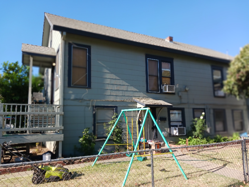 Marysville House: 706 N 14th St