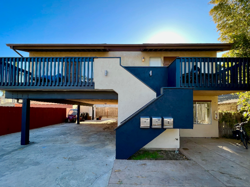 San Diego Apartment: 5047 Muir Ave