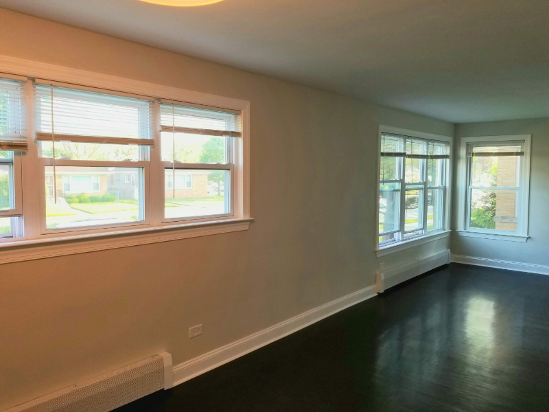Skokie Apartment: 3446 Main St