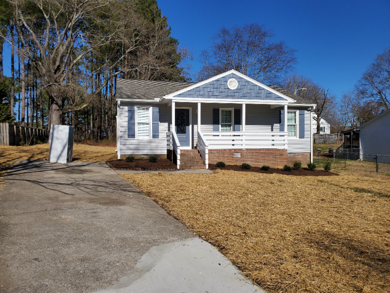 Wendell House: 83 E Boxley Dr