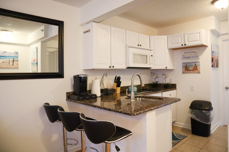 Ocean City Apartment: 7200 Coastal Hwy