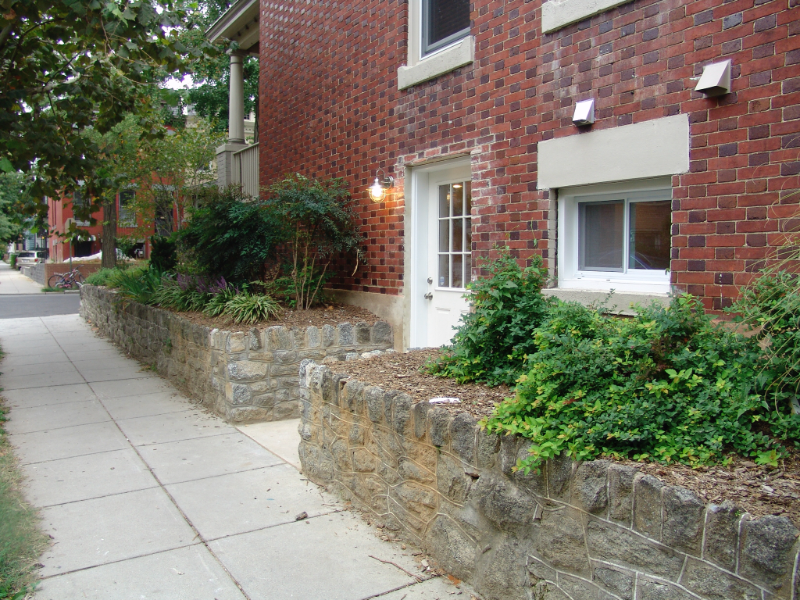 Washington Townhome: 1337 Meridian Pl NW
