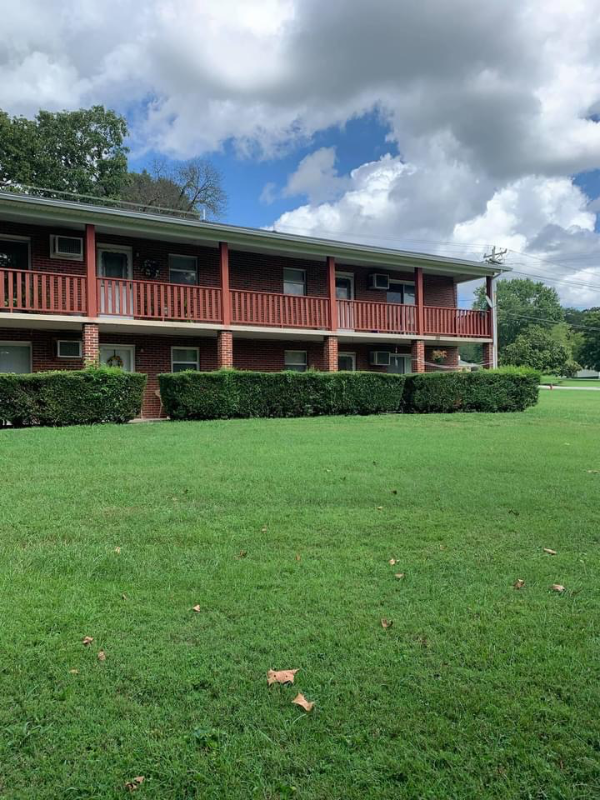 KINGSTON Apartment: 626 LAWNVILLE ROAD