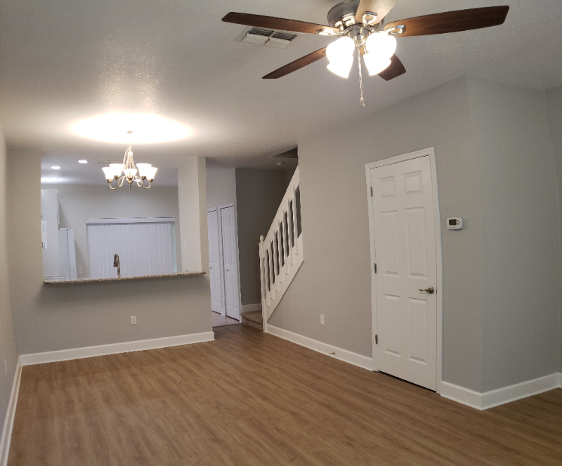 Tampa Townhome: 8671 Hunters Key Cir