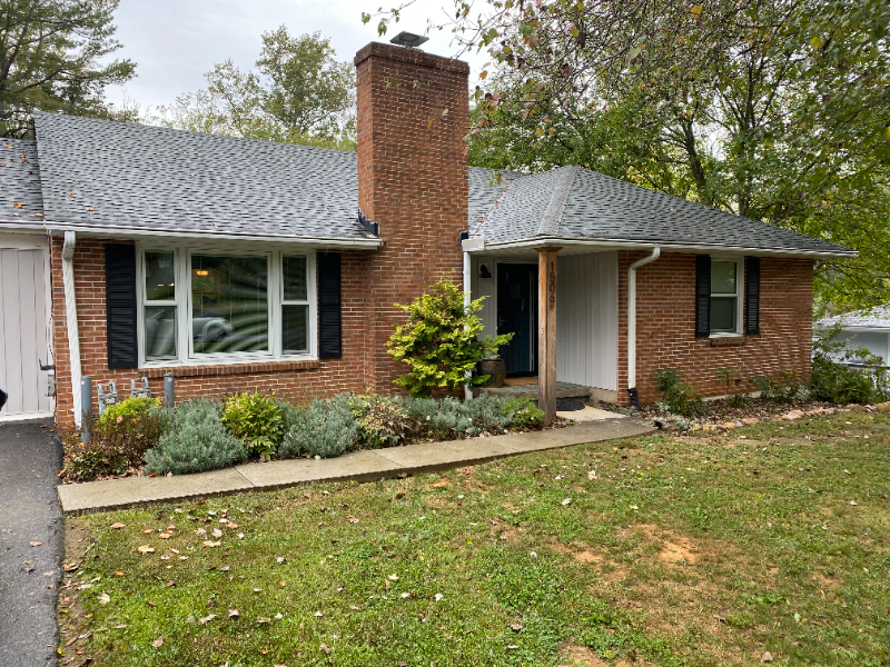 Lynchburg House: 1506 Northwood Cir