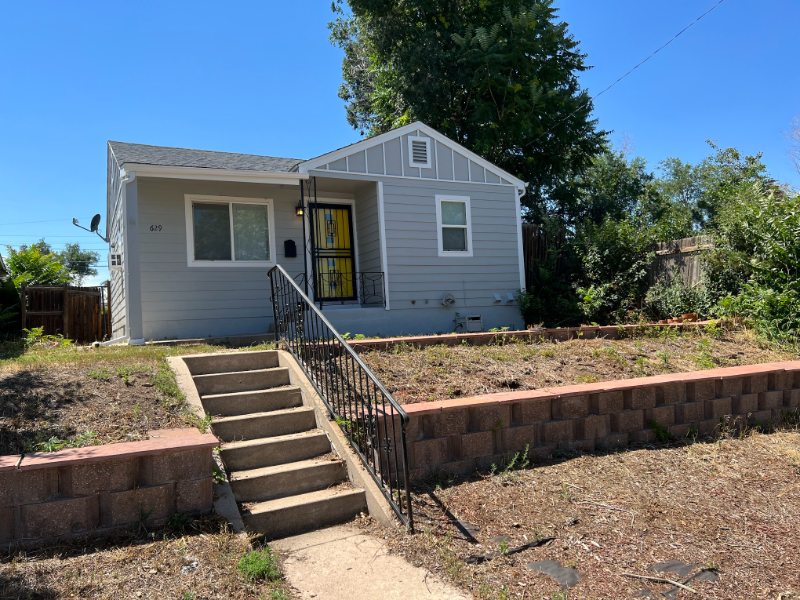 Denver House: 629 Quitman St