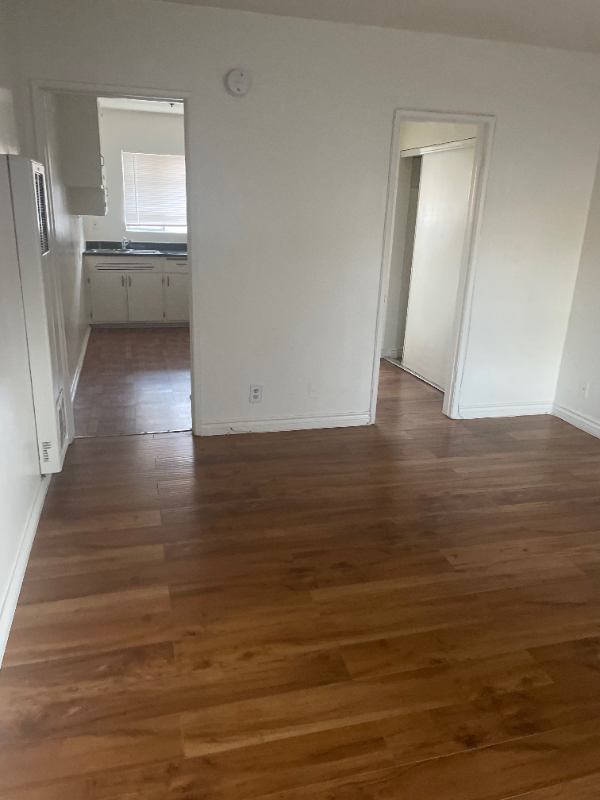 Huntington Park House: 7003 Rita Ave