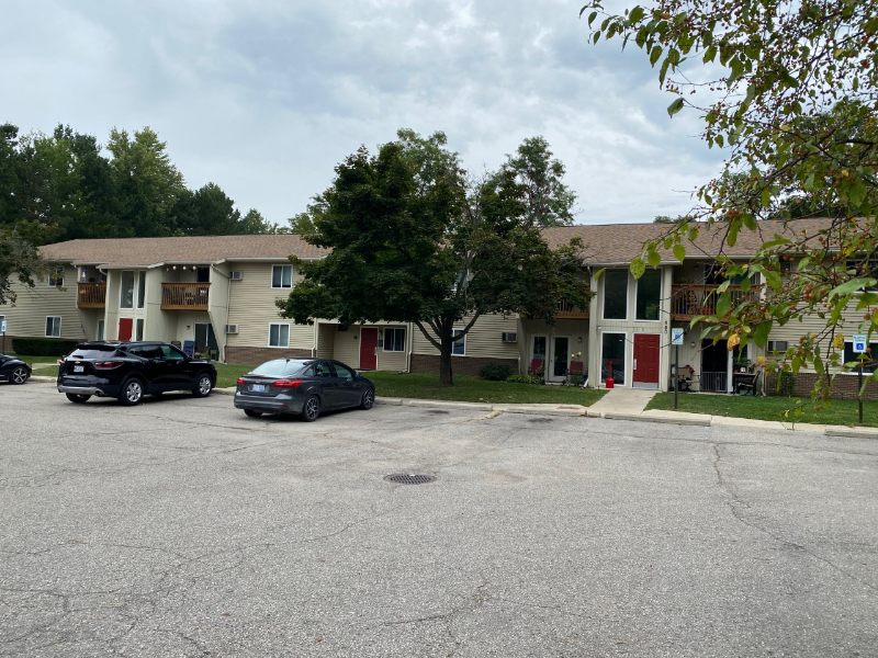 Almont Apartment: 580 N. Main Street