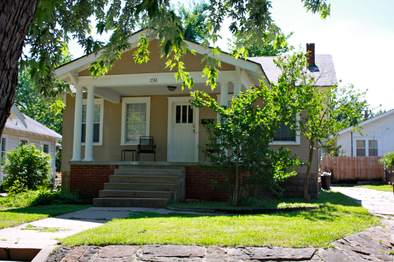 Tulsa House: 1736 S Xanthus Ave