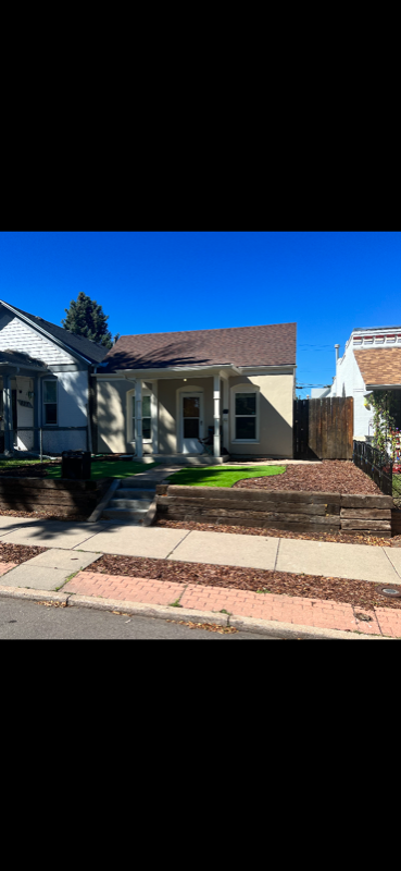 Denver House: 831 Elati St