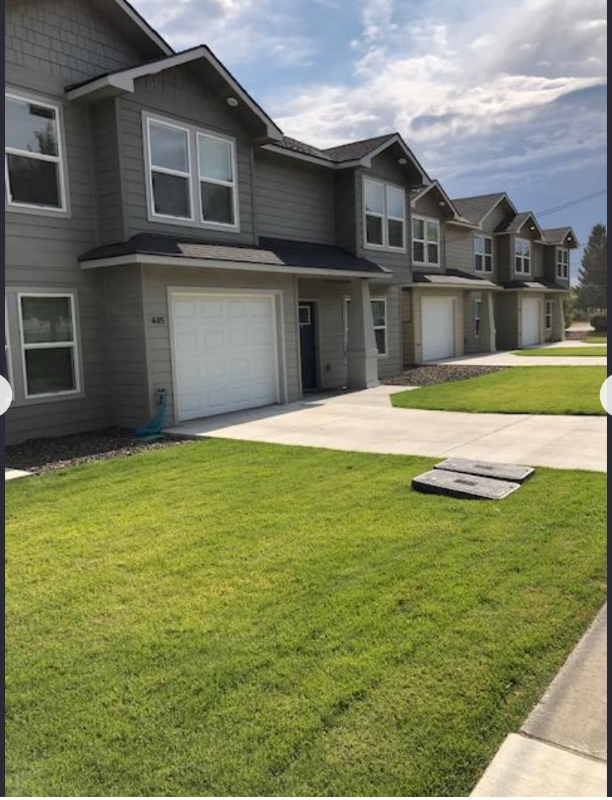 Sunnyside Townhome: 401 Reeves Way