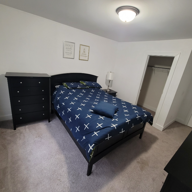 North Charleston House: 8180 South Antler Drive Room C