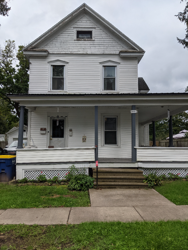 Baldwinsville Apartment: 11 Downer St