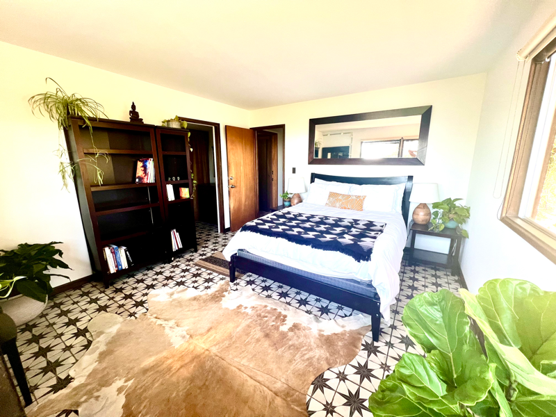 Berkeley Apartment: 10 Maybeck Twin Dr