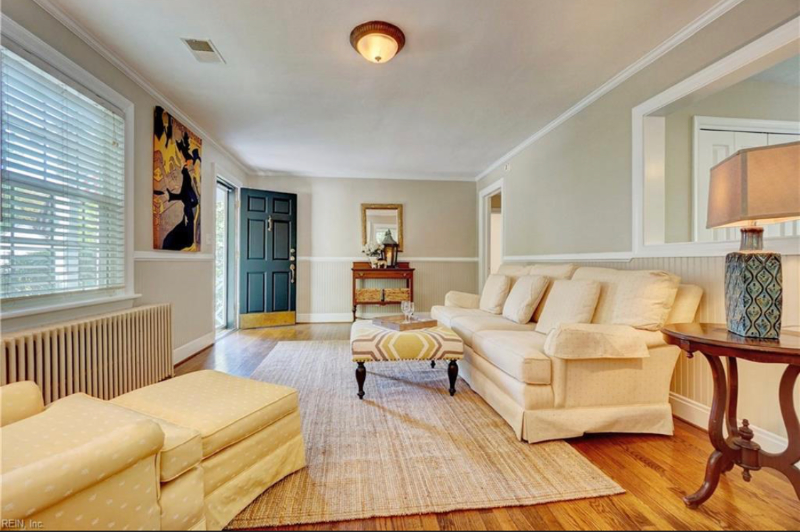 Norfolk House: 1404 Mallory Ct