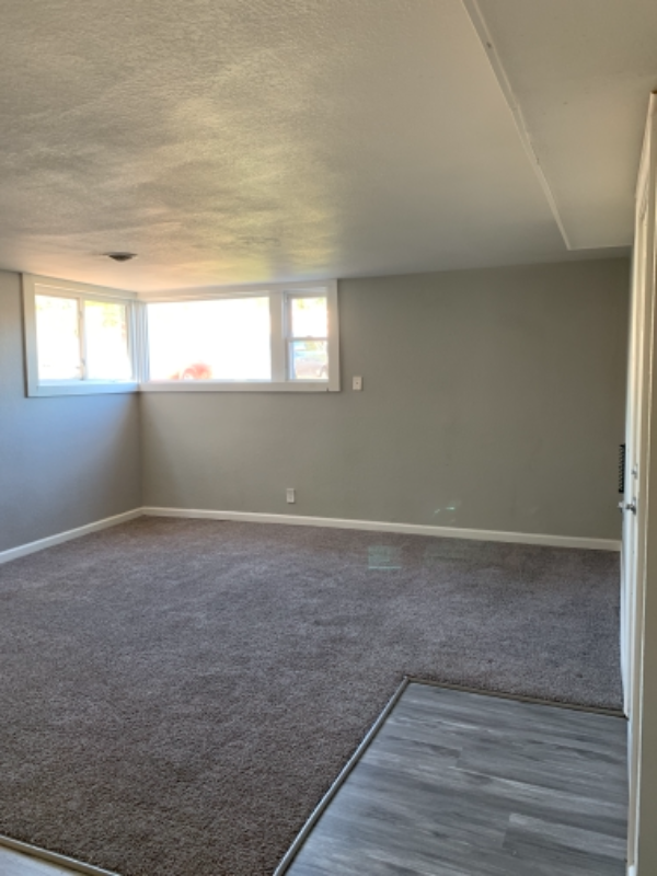 Davenport House: 227 E 35th St