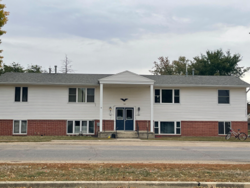 George Apartment: 301 S Virginia Ave