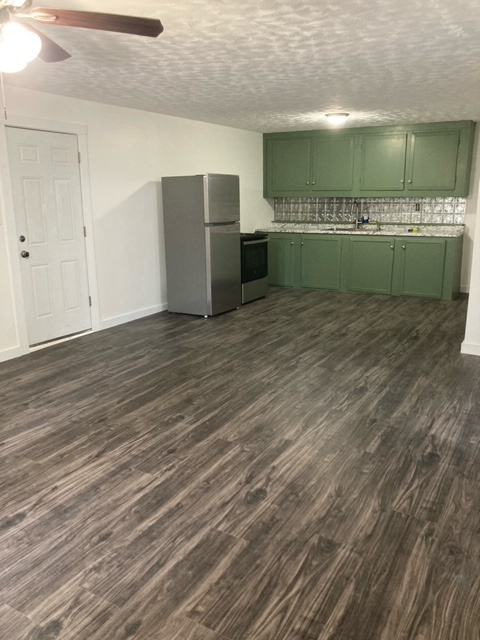 Madison Apartment: 77 Main St