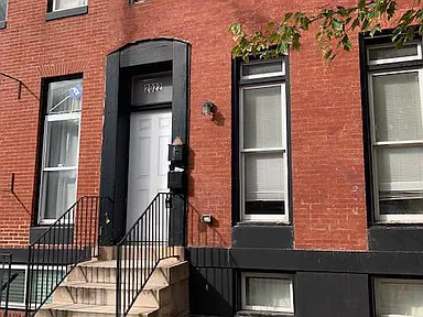 Baltimore Apartment: 2022 Saint Paul St