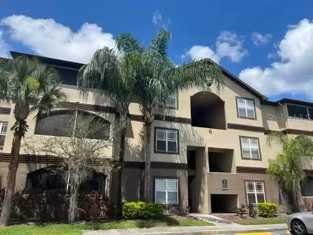 Tampa Condo: 6206 Avignon Ct